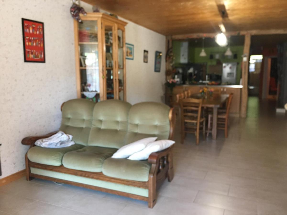 Plein Pied Village Montrond  Kültér fotó